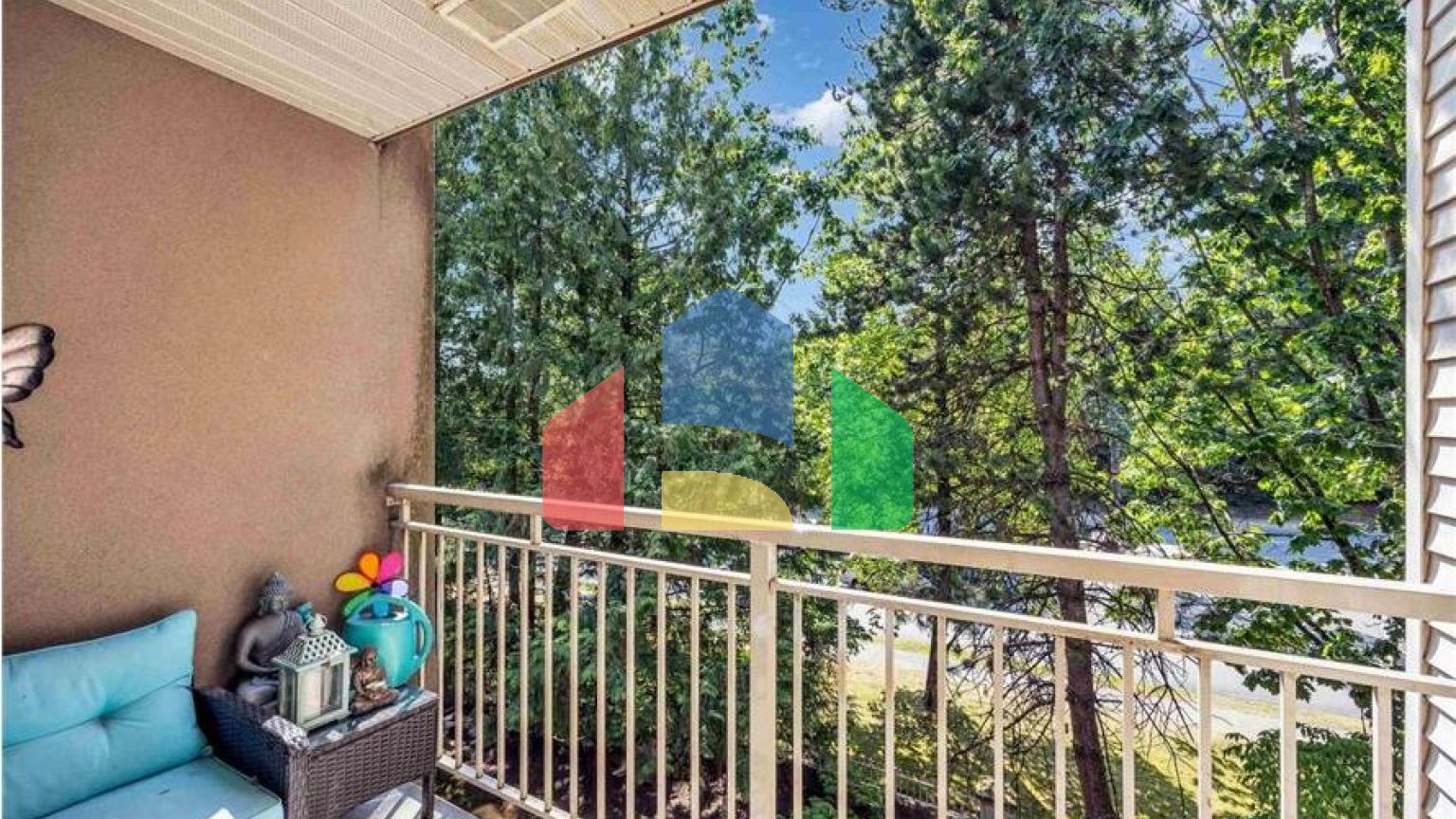 Residential - Single Family Home - Surrey, Canada - Canada