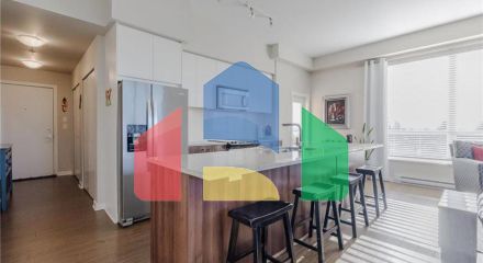 Residential - Single Family Home - Surrey, Canada - Canada