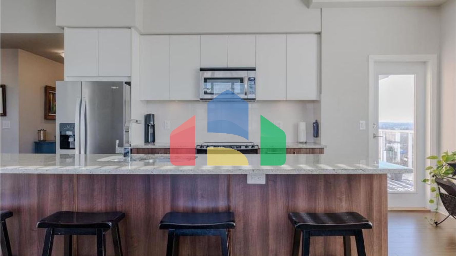 Residential - Single Family Home - Surrey, Canada - Canada