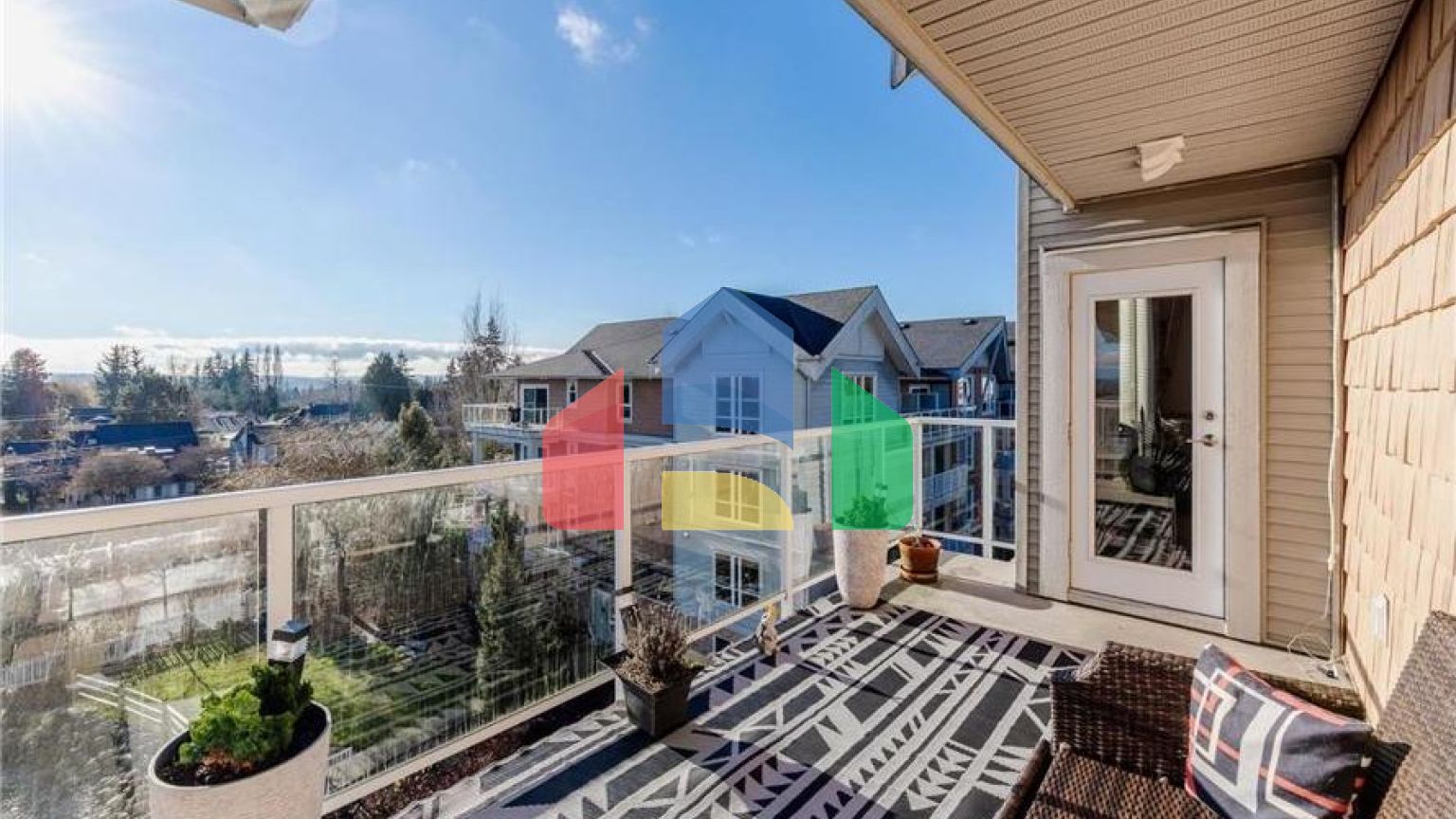 Residential - Single Family Home - Surrey, Canada - Canada