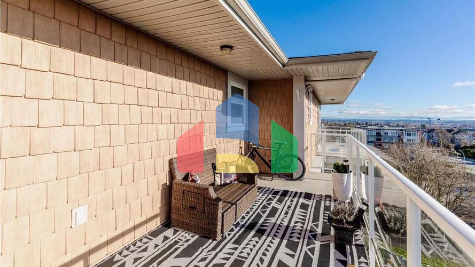 Residential - Single Family Home - Surrey, Canada - Canada