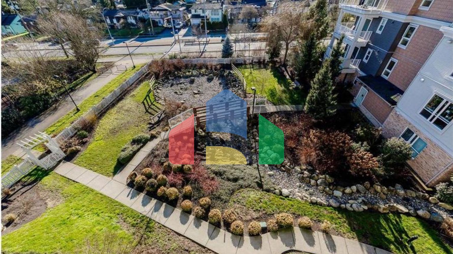 Residential - Single Family Home - Surrey, Canada - Canada