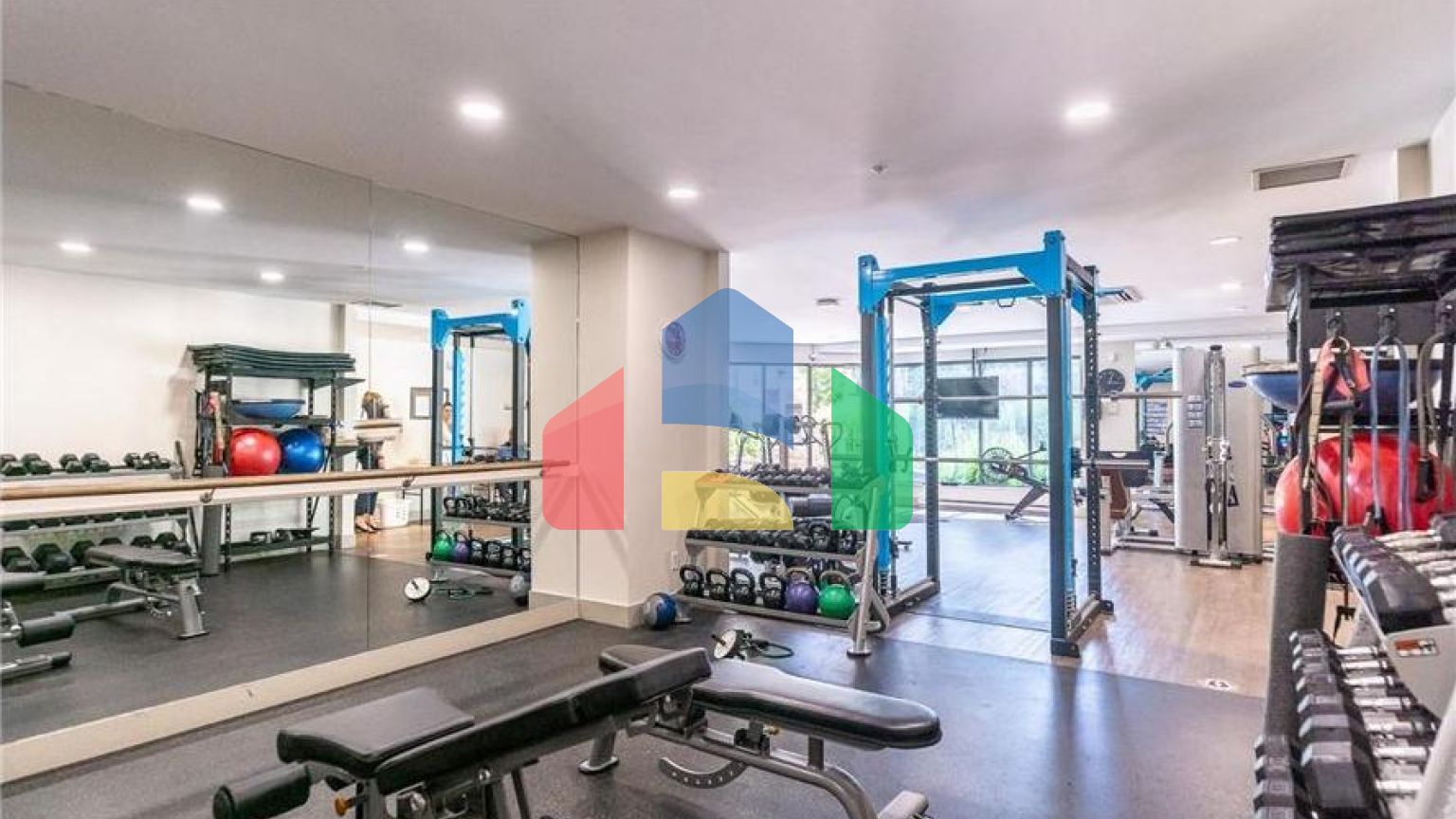 Residential - Single Family Home - Surrey, Canada - Canada