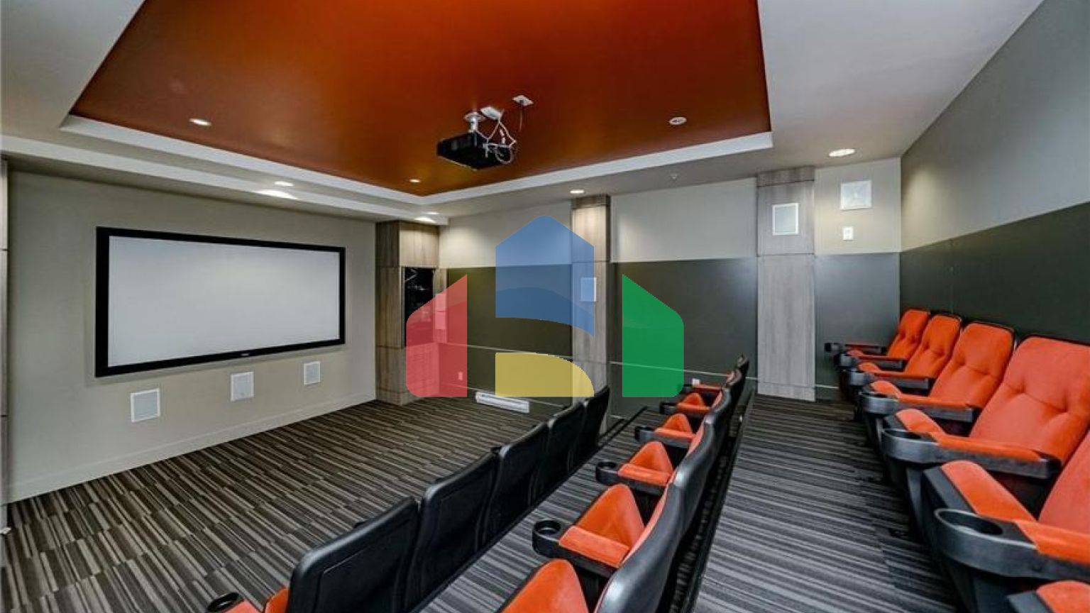 Residential - Single Family Home - Surrey, Canada - Canada