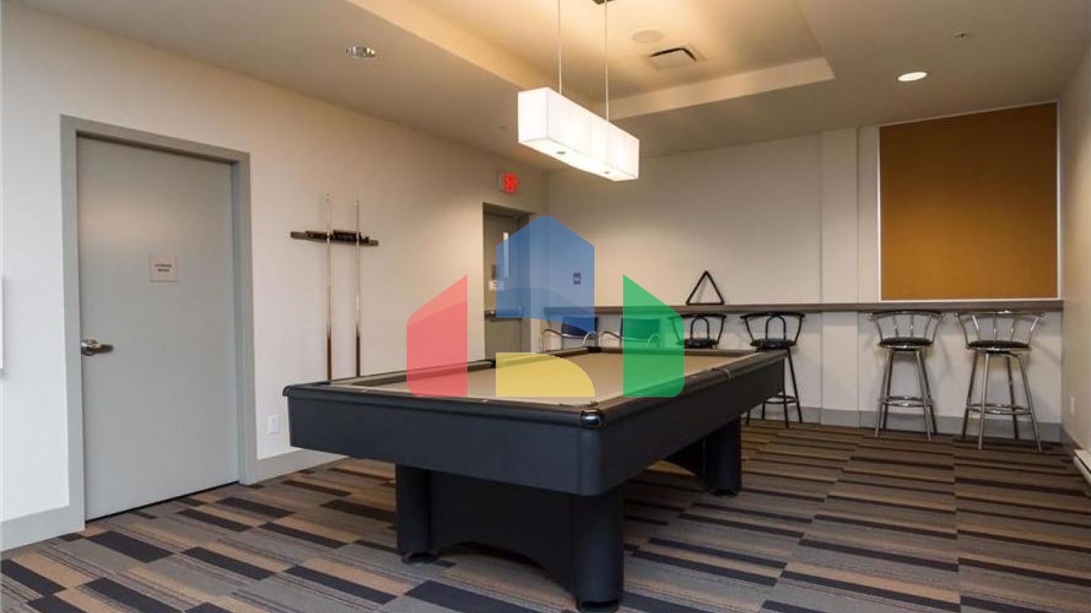 Residential - Single Family Home - Surrey, Canada - Canada