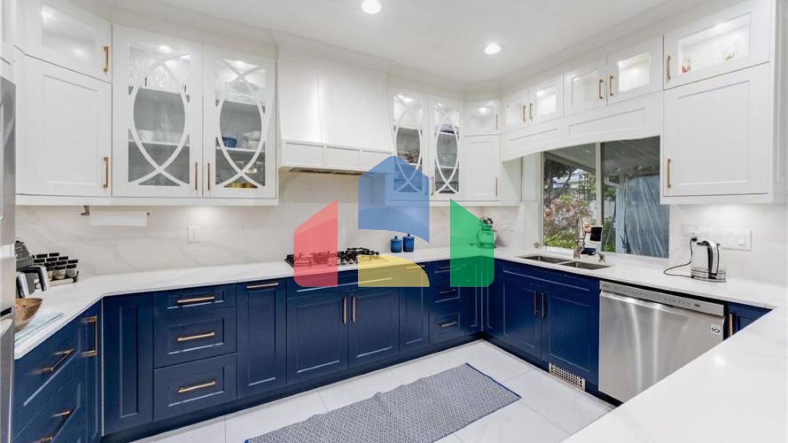 Residential - Single Family Home - Surrey, Canada - Canada