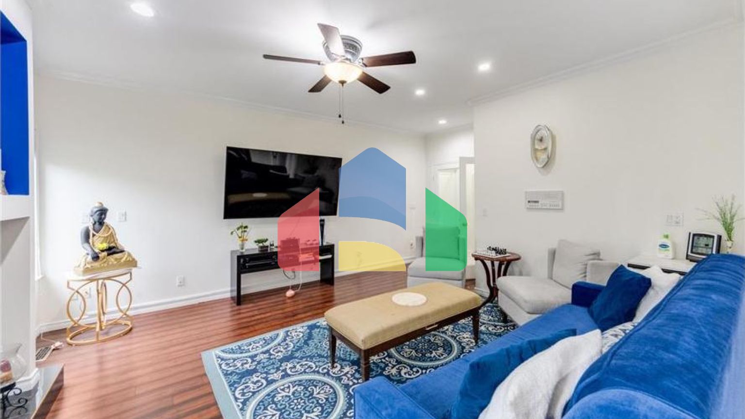 Residential - Single Family Home - Surrey, Canada - Canada