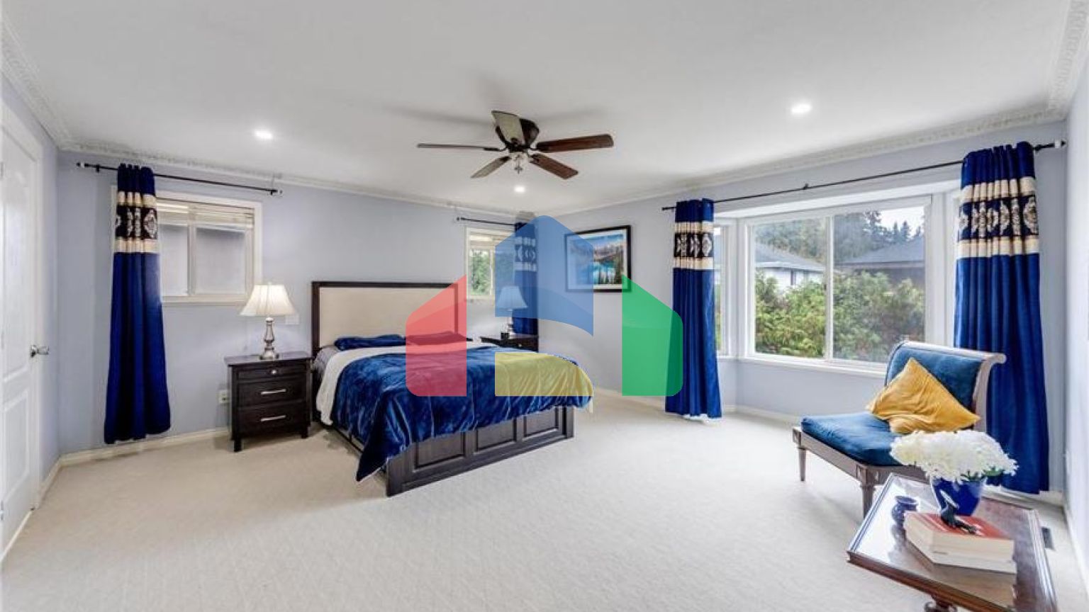 Residential - Single Family Home - Surrey, Canada - Canada