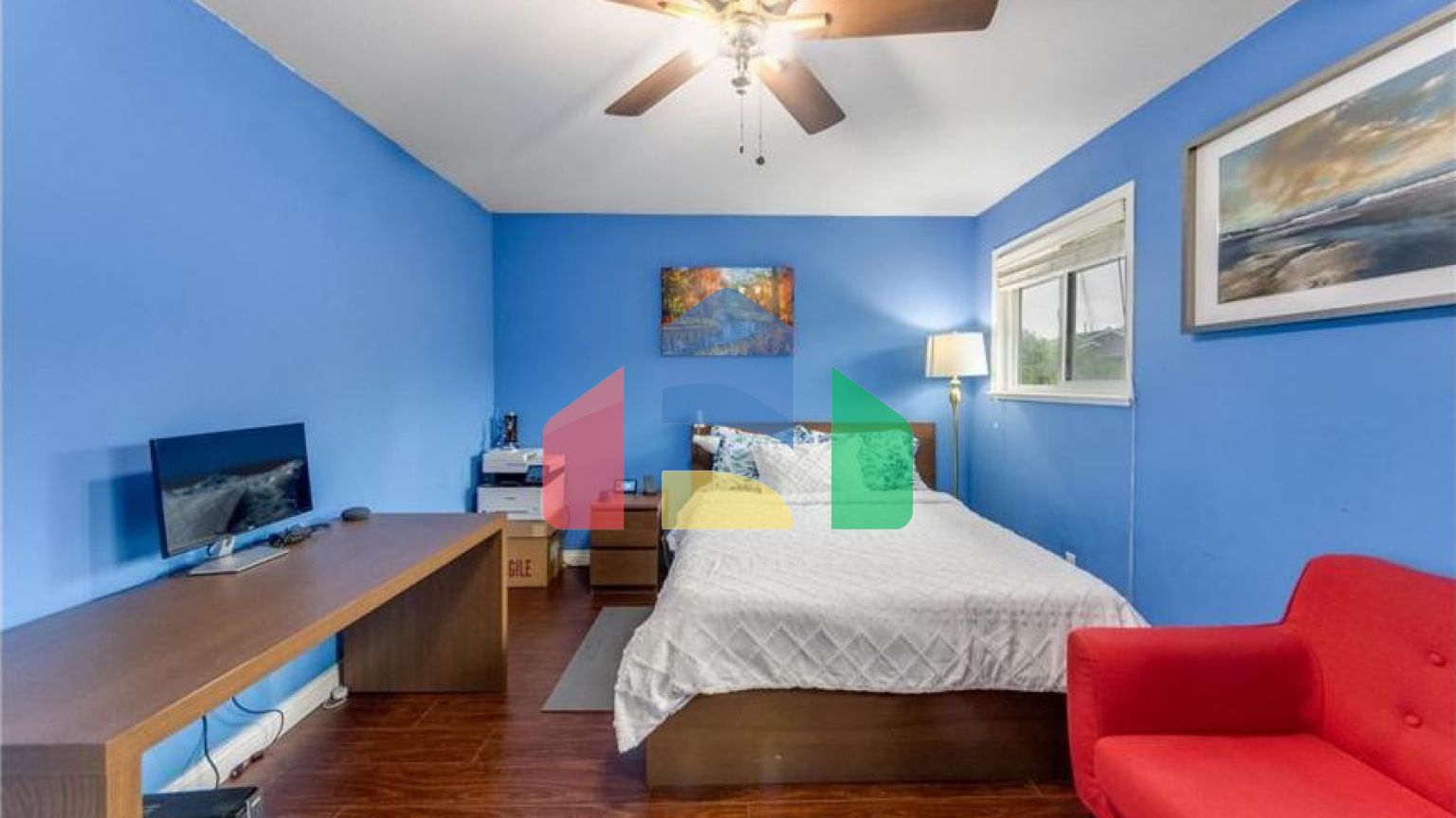 Residential - Single Family Home - Surrey, Canada - Canada