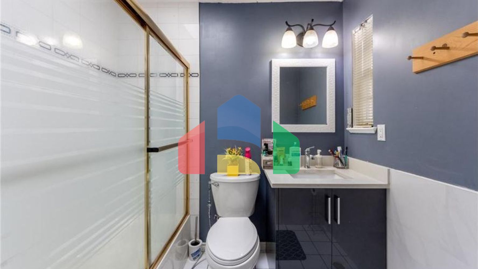 Residential - Single Family Home - Surrey, Canada - Canada