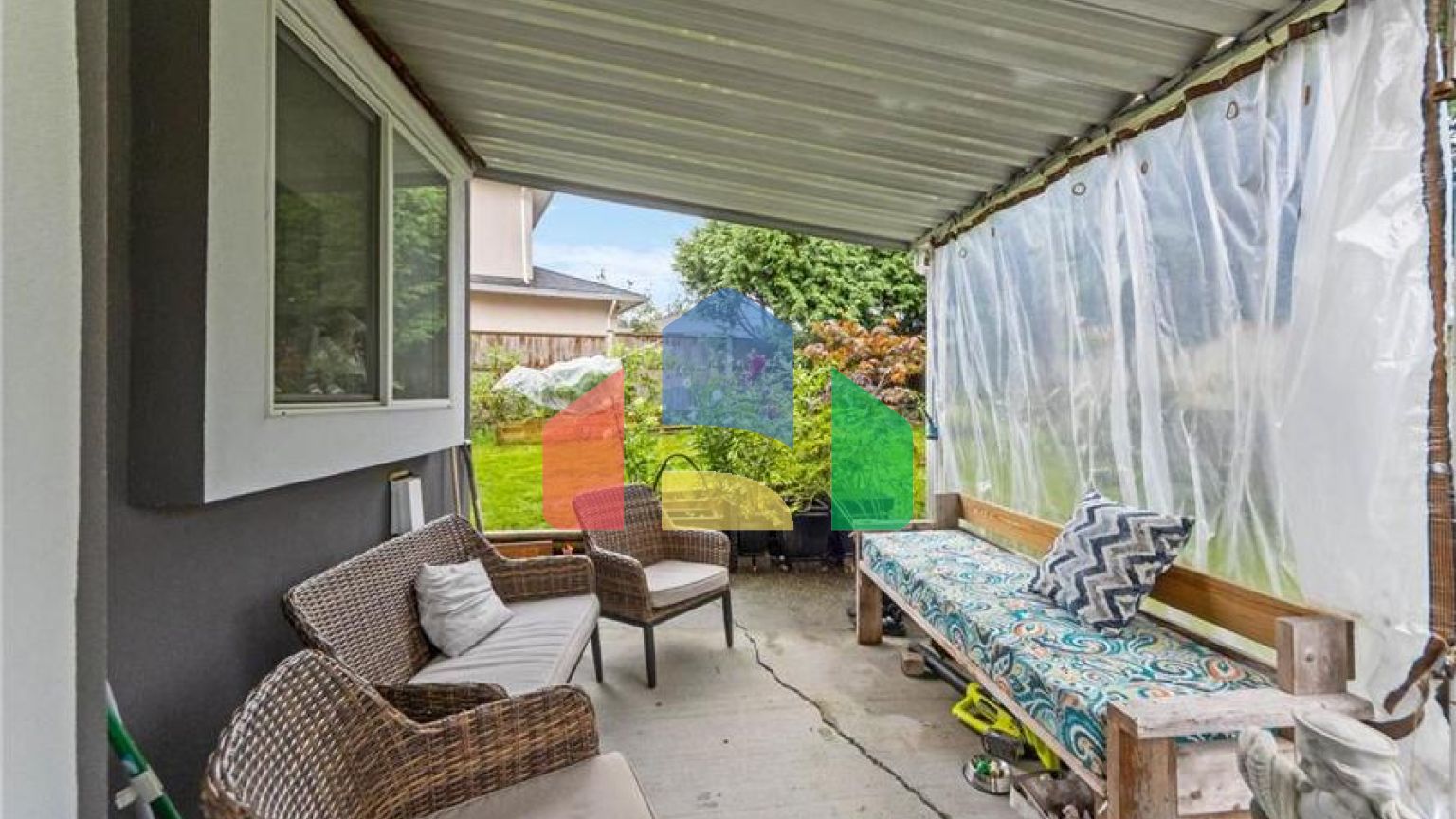 Residential - Single Family Home - Surrey, Canada - Canada