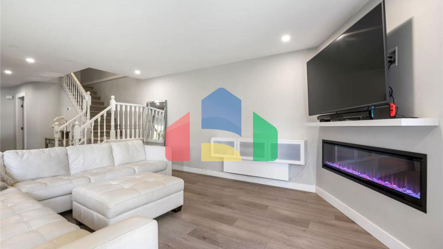 Residential - Townhouse - Surrey, Canada - Canada