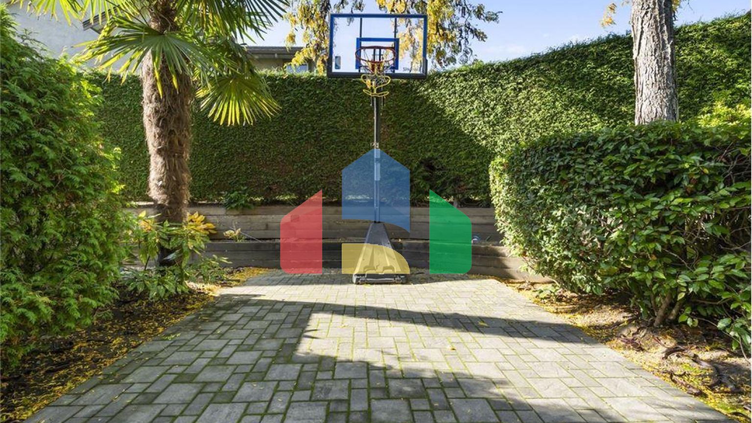 Residential - Townhouse - Surrey, Canada - Canada