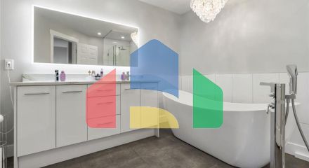 Residential - Townhouse - Surrey, Canada - Canada Residential - Townhouse - Surrey, Canada - Canada