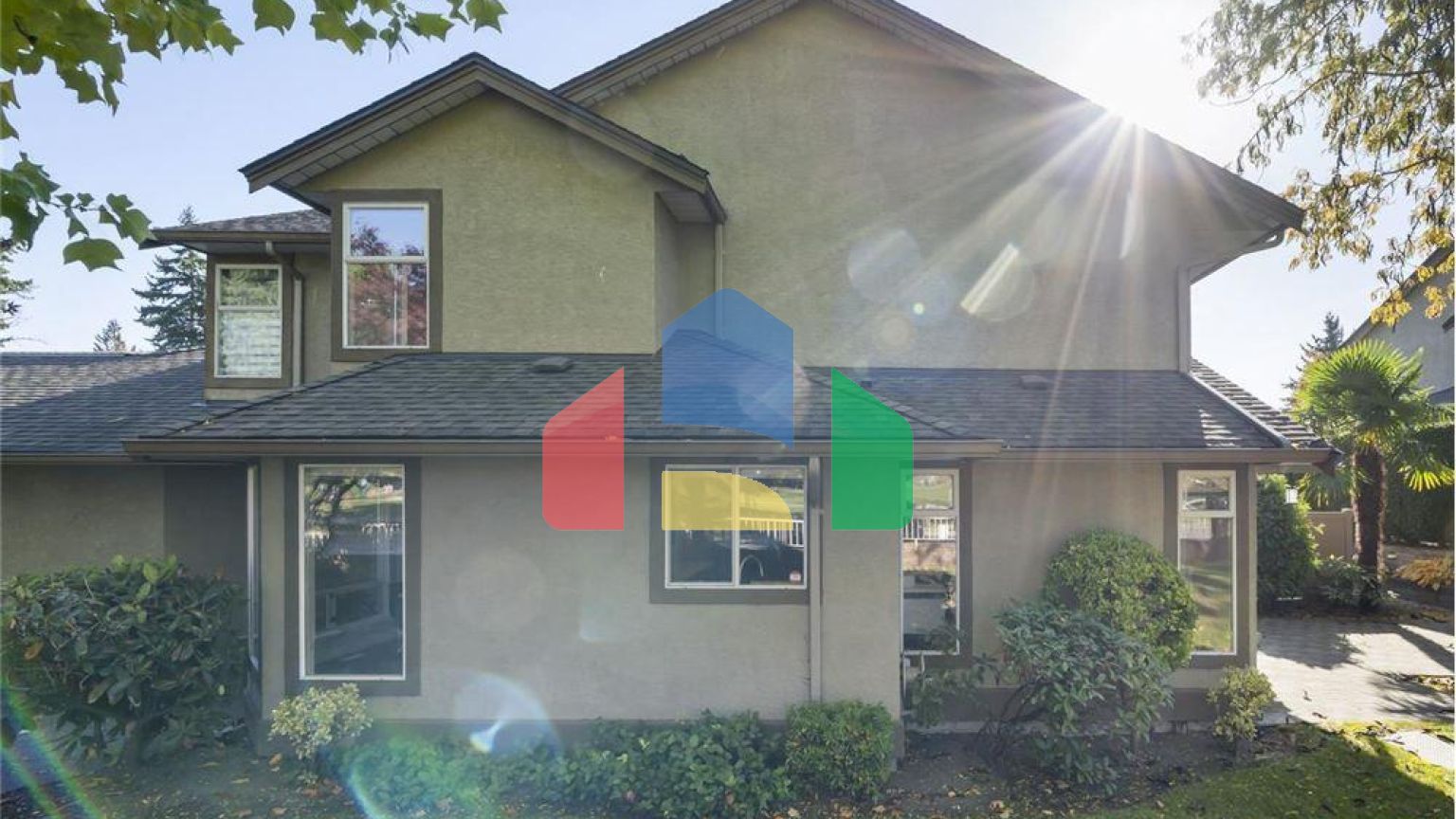 Residential - Townhouse - Surrey, Canada - Canada