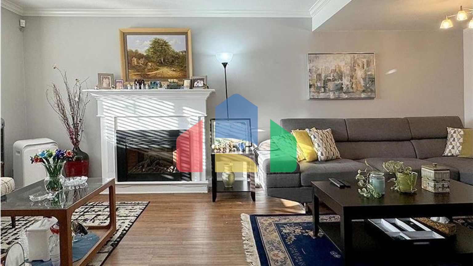 Residential - Townhouse - Surrey, Canada - Canada