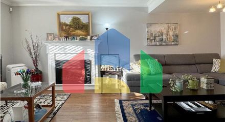 Residential - Townhouse - Surrey, Canada - Canada