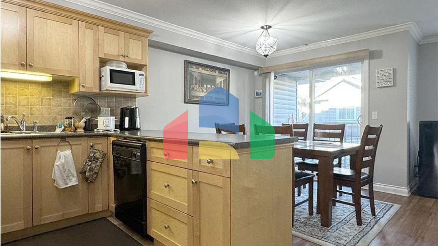 Residential - Townhouse - Surrey, Canada - Canada