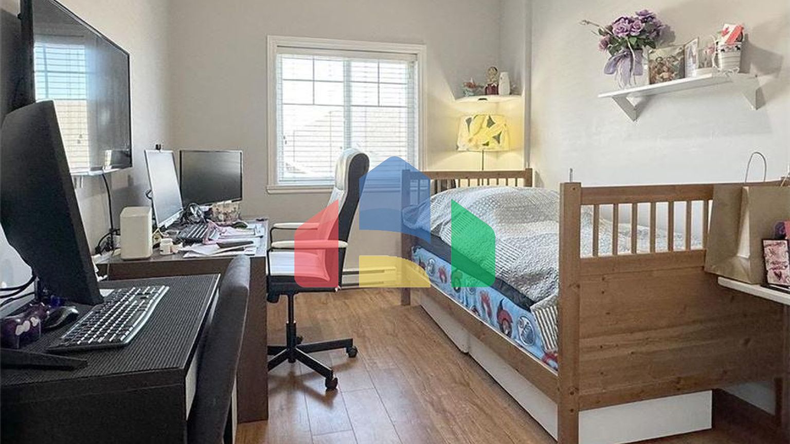 Residential - Townhouse - Surrey, Canada - Canada