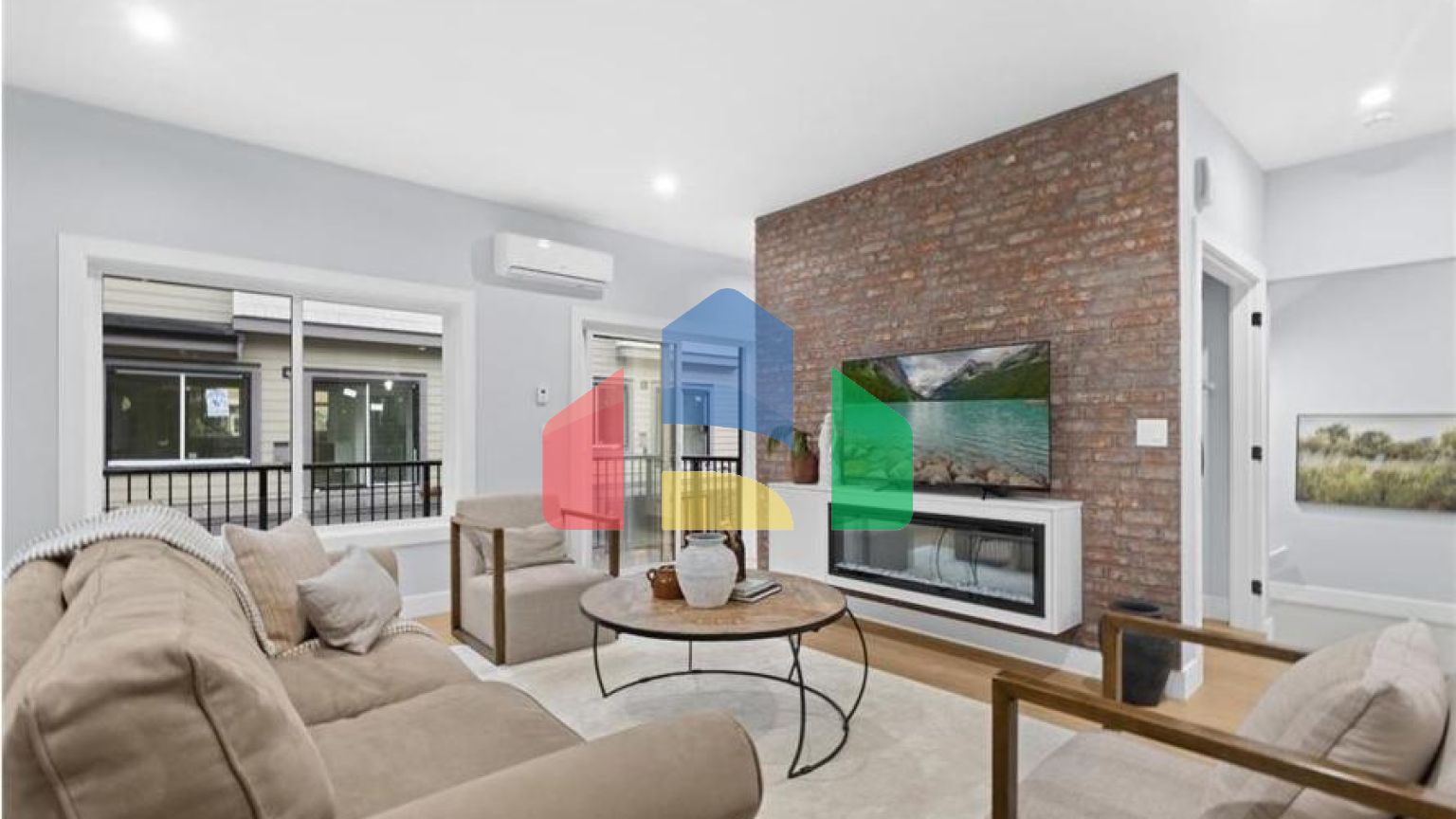 Residential - Townhouse - Surrey, Canada - Canada