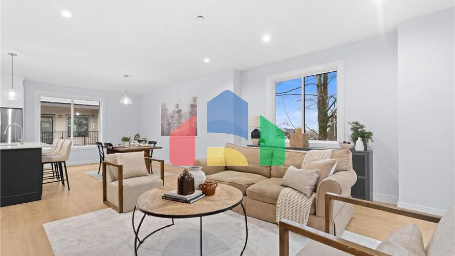 Residential - Townhouse - Surrey, Canada - Canada