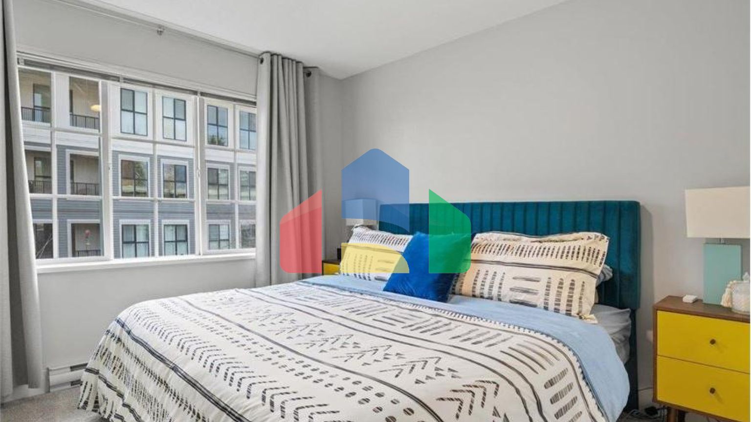 Residential - Townhouse - Surrey, Canada - Canada