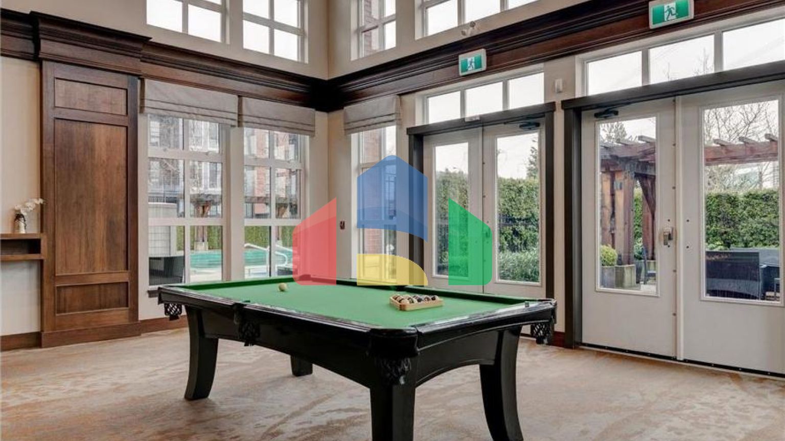 Residential - Townhouse - Surrey, Canada - Canada