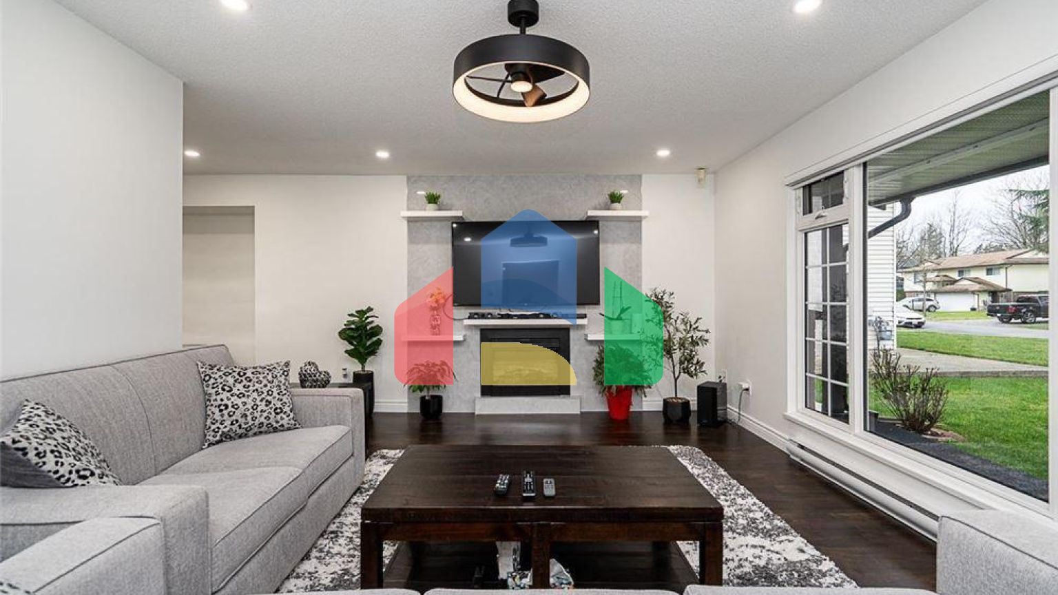 Residential - Single Family Home - Surrey, Canada - Canada