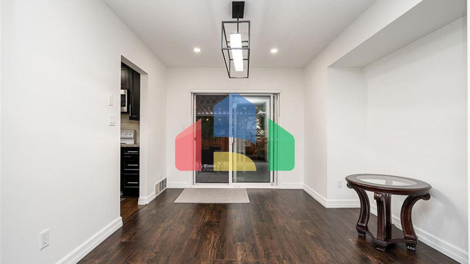 Residential - Single Family Home - Surrey, Canada - Canada