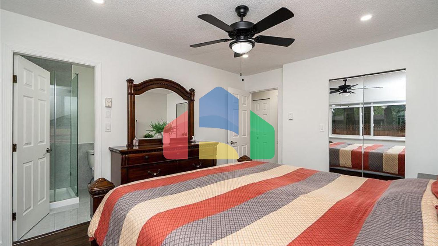 Residential - Single Family Home - Surrey, Canada - Canada