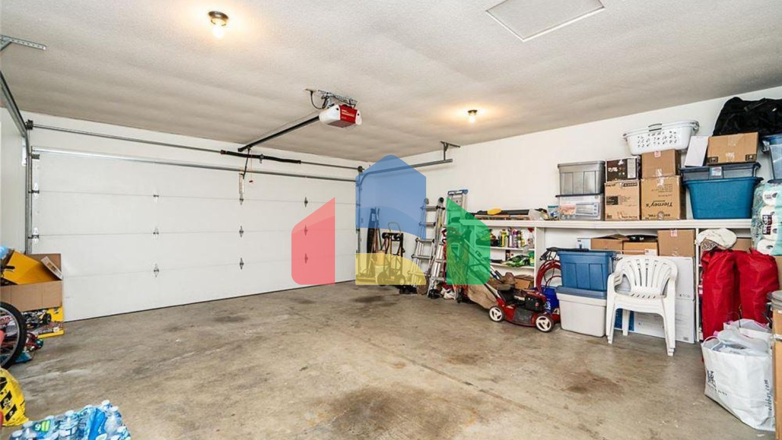 Residential - Single Family Home - Surrey, Canada - Canada