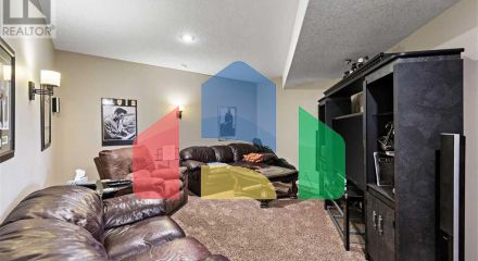 Residential - Single Family Home - Foothills, Canada - Canada