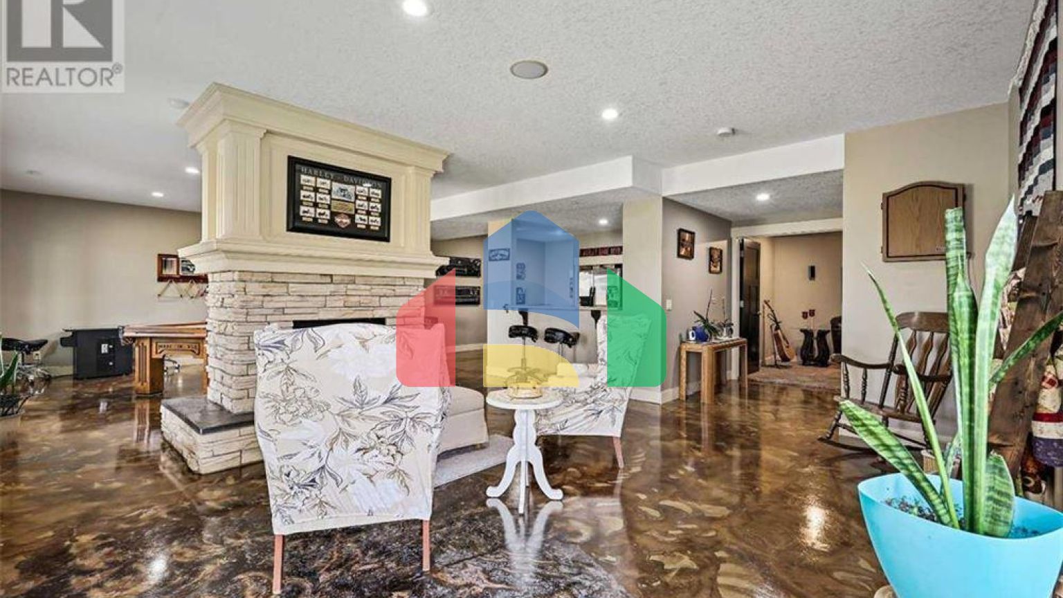 Residential - Single Family Home - Foothills, Canada - Canada