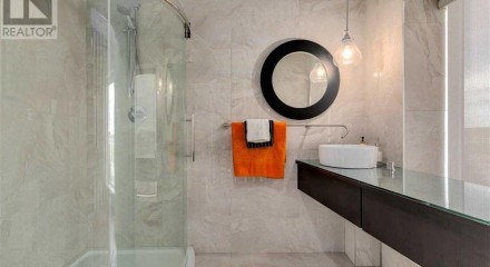 Residential - Condo/Apartment - Foothills, Canada - Canada