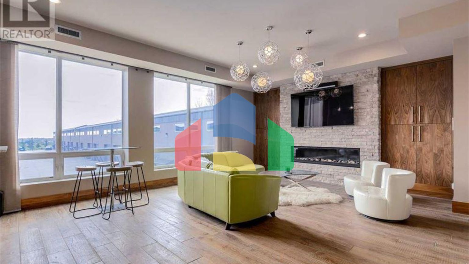 Residential - Condo/Apartment - Foothills, Canada - Canada