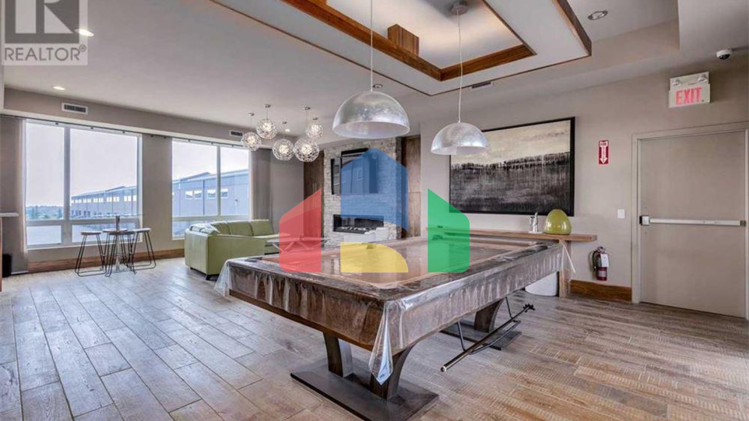 Residential - Condo/Apartment - Foothills, Canada - Canada