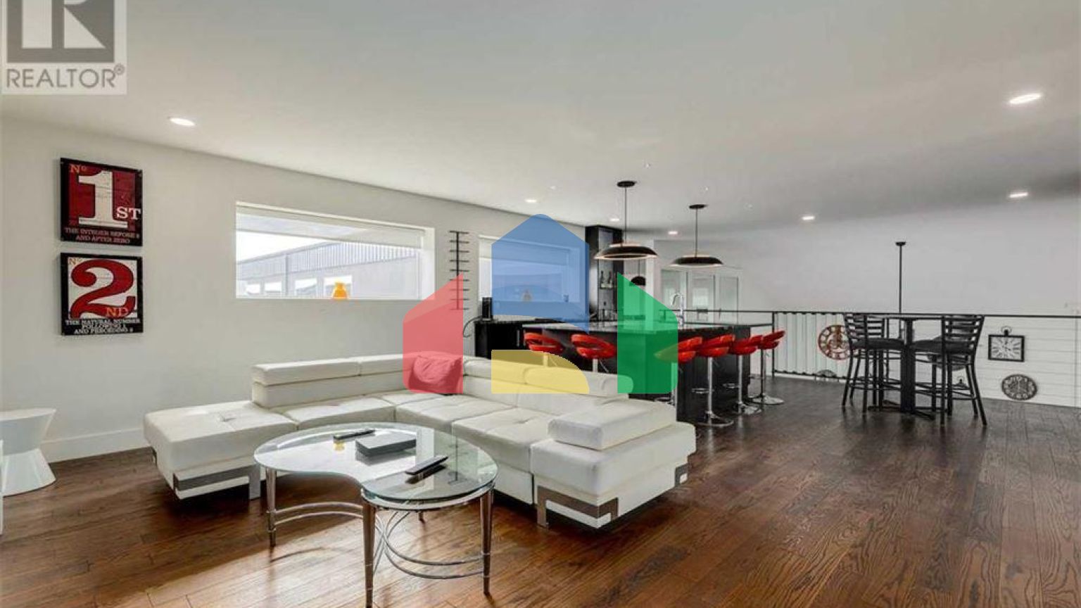 Residential - Condo/Apartment - Foothills, Canada - Canada