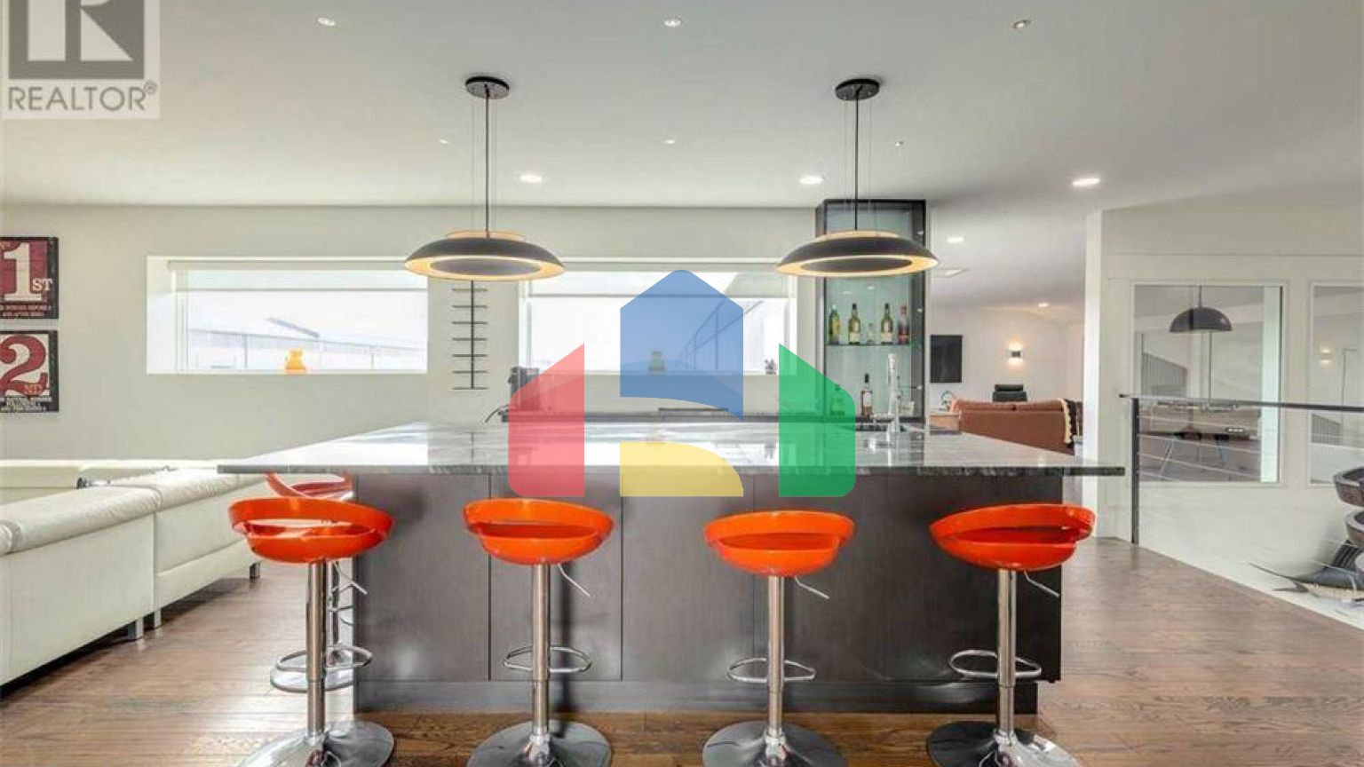 Residential - Condo/Apartment - Foothills, Canada - Canada