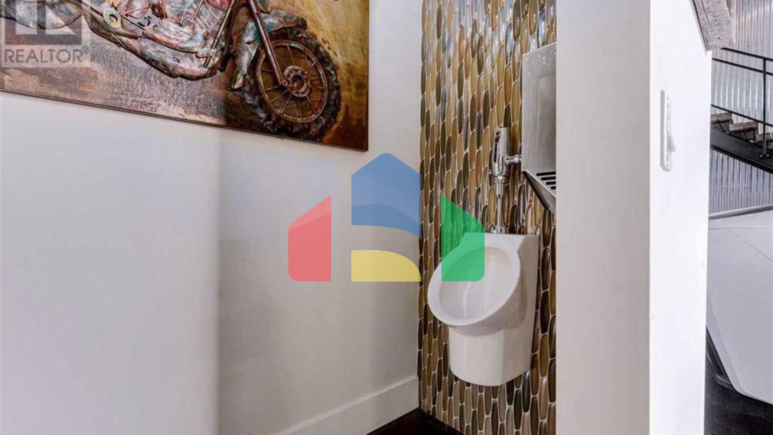 Residential - Condo/Apartment - Foothills, Canada - Canada