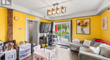 Residential - Single Family Home - South Frontenac, Canada - Canada
