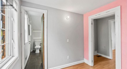 Residential - Single Family Home - South Frontenac, Canada - Canada