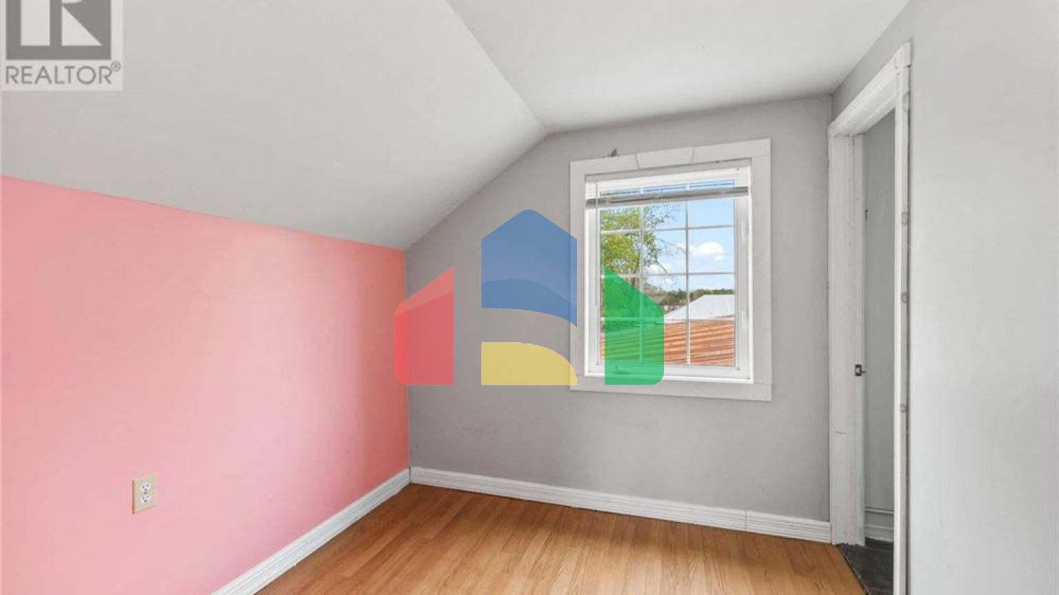 Residential - Single Family Home - South Frontenac, Canada - Canada