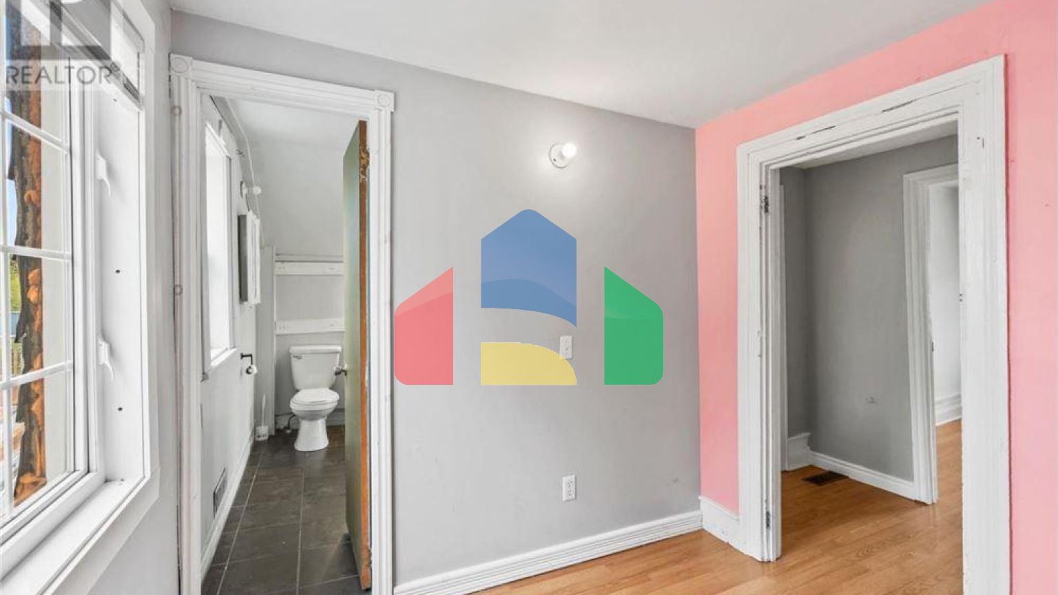 Residential - Single Family Home - South Frontenac, Canada - Canada