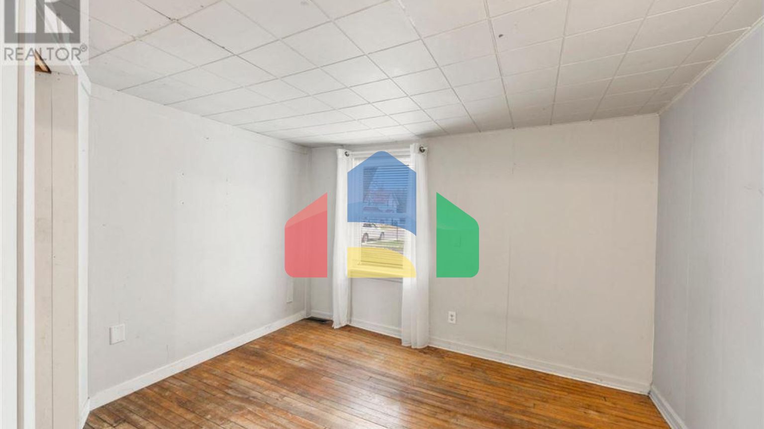 Residential - Single Family Home - South Frontenac, Canada - Canada