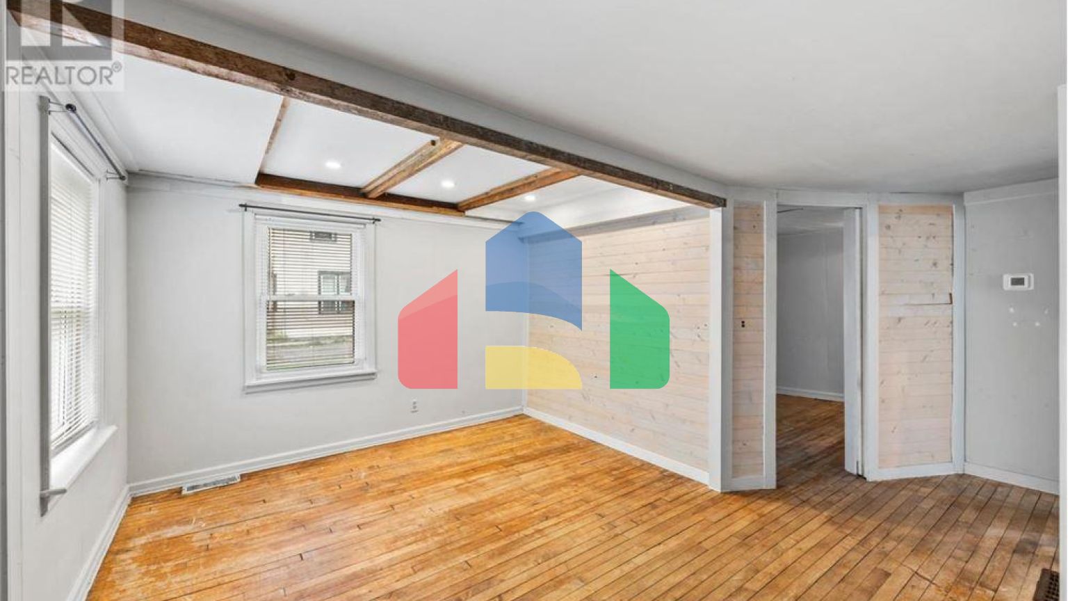 Residential - Single Family Home - South Frontenac, Canada - Canada