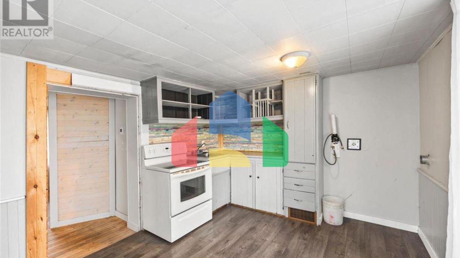 Residential - Single Family Home - South Frontenac, Canada - Canada