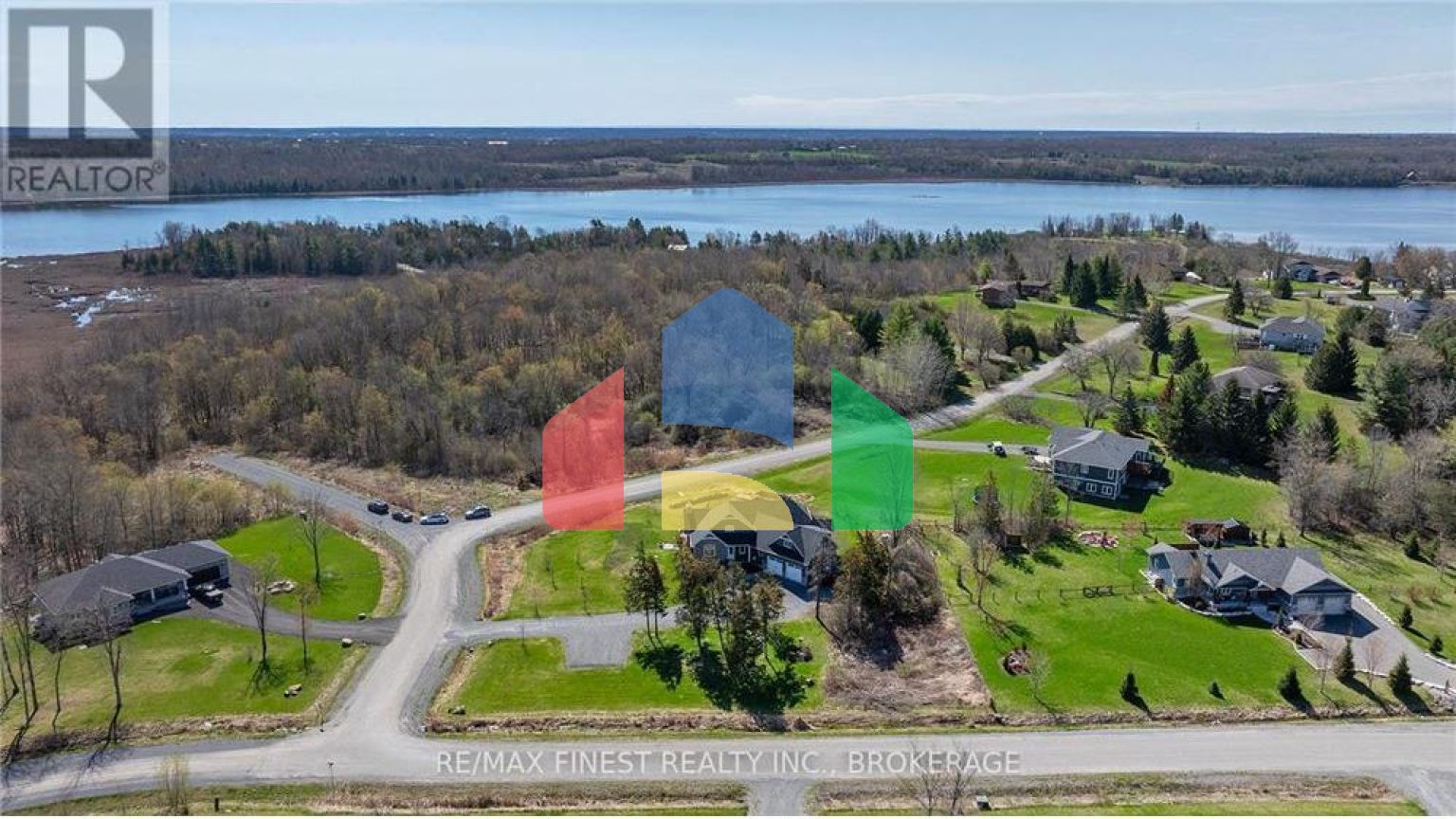 Residential - Single Family Home - South Frontenac, Canada - Canada