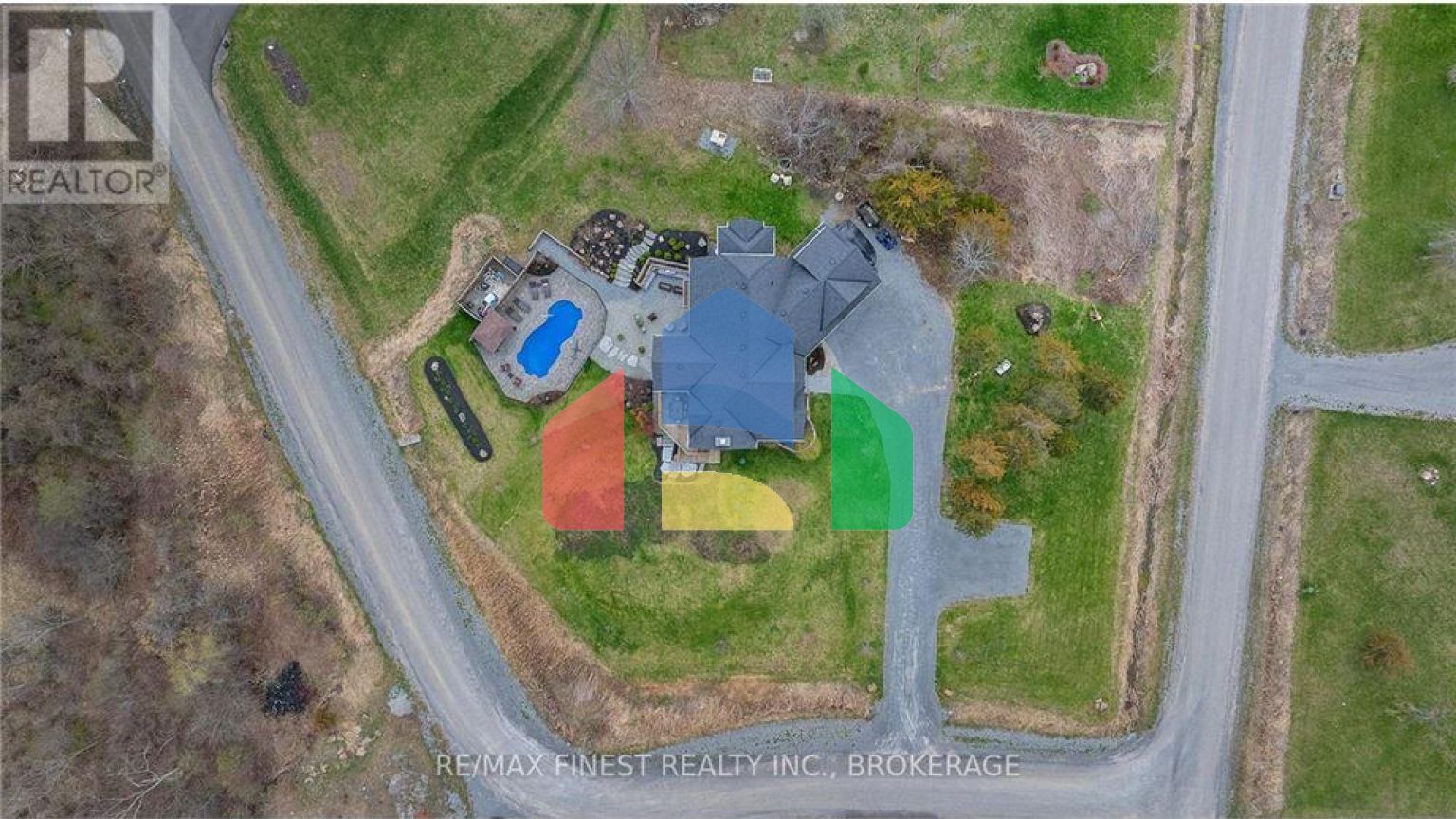 Residential - Single Family Home - South Frontenac, Canada - Canada