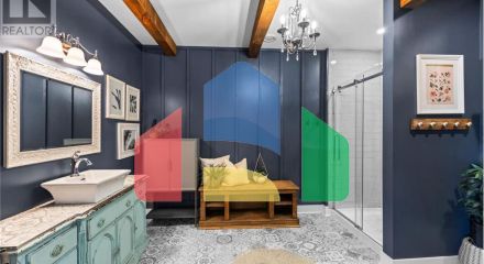 Residential - Single Family Home - South Frontenac, Canada - Canada