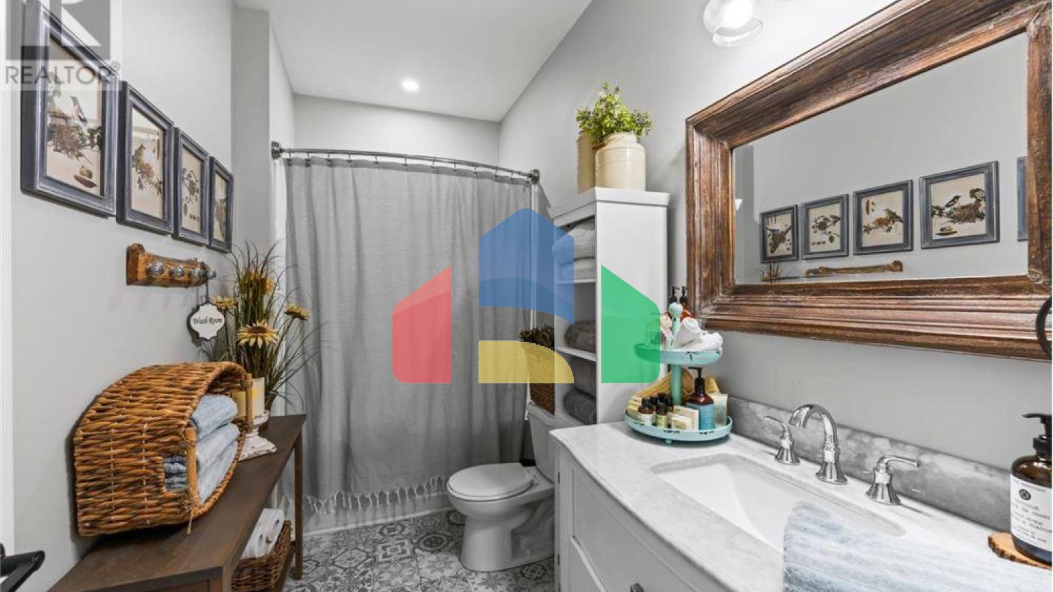 Residential - Single Family Home - South Frontenac, Canada - Canada